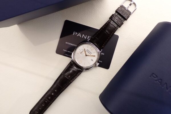 パネライ現行ラジオミール中古品が入荷！Ref.PAM01570