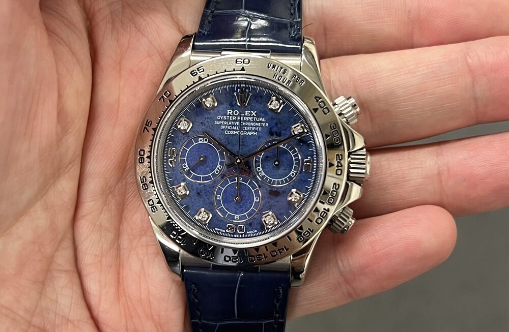 約2年間の製造期間で天然石ダイヤルを搭載したレアピース”デイトナ”