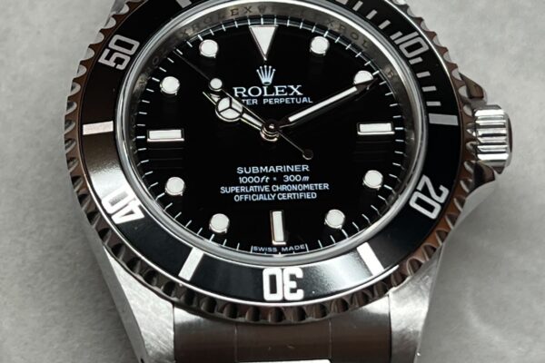 入荷したてのサブマリーナーノンデイト 5桁モデルです