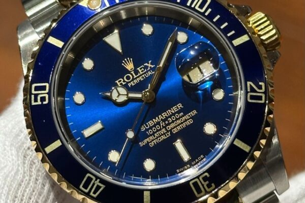 コンビの人気モデルといえばこちら！Ref.16613