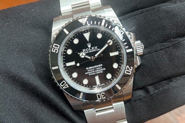 人気定番モデルが久しぶりに入荷しております！