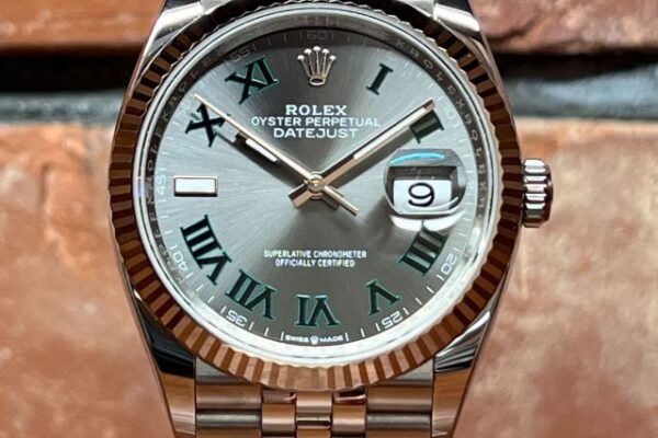 大人気モデル　スレートローマ　デイトジャスト　126234