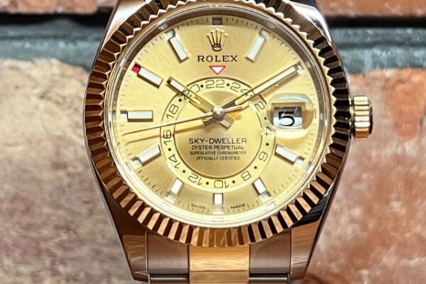 新入荷！スカイドゥエラー　Ref.326933